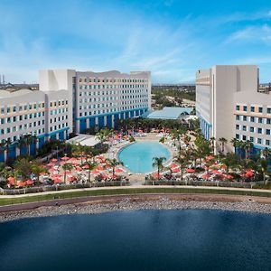 Universal'S Endless Summer Resort - Surfside Inn And Suites